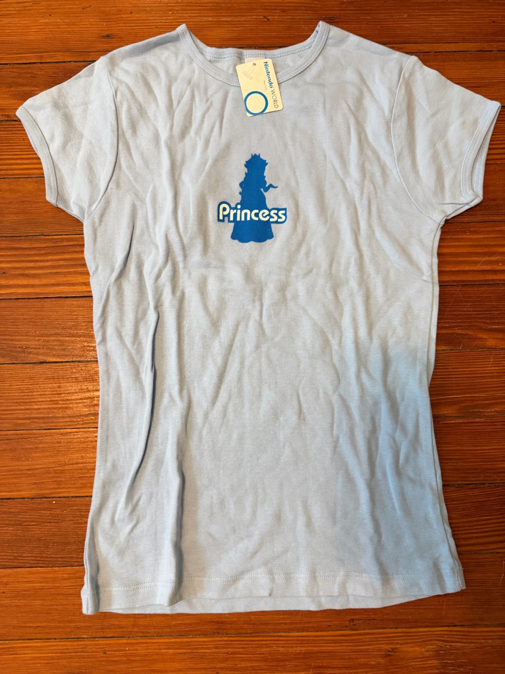 New with tags Nintendo Light Blue Princess Graphic Short Sleeve Tee size Medium